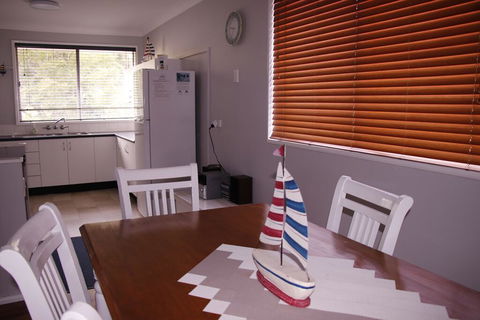 Lakes Edge Cottage - Darwin Holiday 1