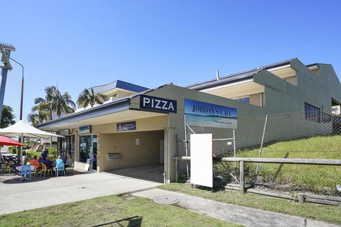 Lakeshore Apartments - Unit 6 - Darwin Holiday 1