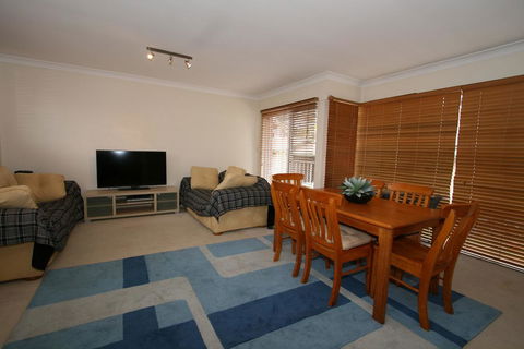 Lakeside 3/37 Cobbon Crescent - Darwin Holiday 0