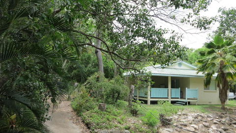 Lana's Cottage - Arcadia - Darwin Holiday 0