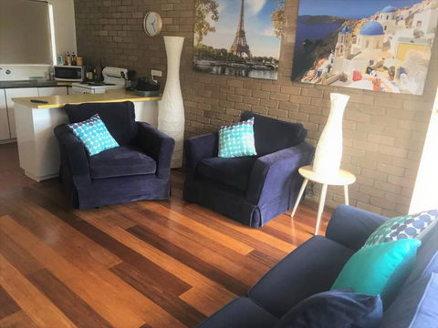 Laneway Bungalow 1 Bedroom Complete Unit East G - Darwin Holiday 1