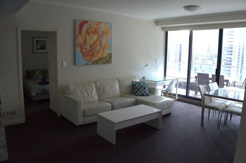 Large 2 Bedroom Apartment In World Square Sydney CBD - Darwin Holiday 2