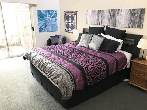 Large Family Home - Darwin Holiday 1