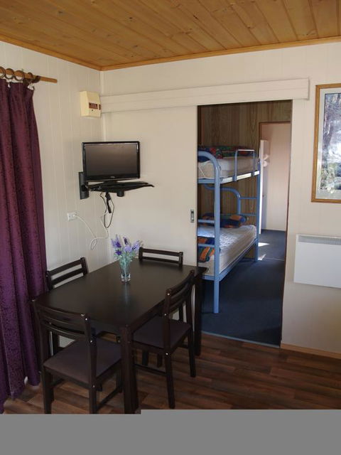 Launceston Holiday Park Legana - Darwin Holiday 3