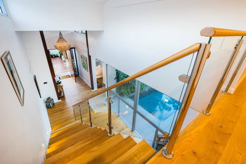 Lavish & Luxurious, Noosa Waters - Darwin Holiday 1