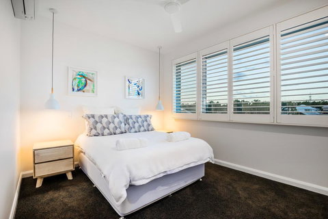 Lavish & Luxurious, Noosa Waters - Darwin Holiday 3