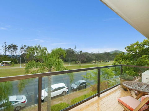 Lawson Beachfront - Darwin Holiday 1