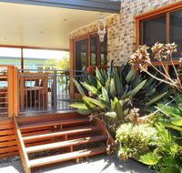 Lees By The Sea at South West Rocks - Darwin Holiday