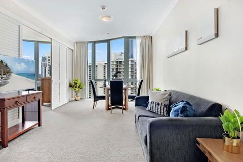 Legends 1 Bedroom Spa Suite - We Accommodate - Darwin Holiday 0