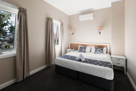 Lily Sands Inn - Darwin Holiday 1
