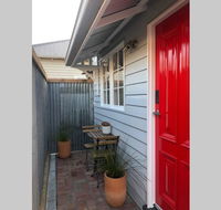 Limeburners Studio - Darwin Holiday