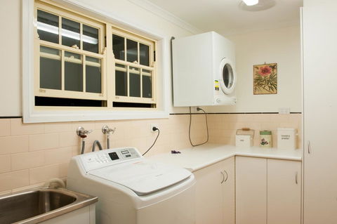 Linfield Cottage - Darwin Holiday 1