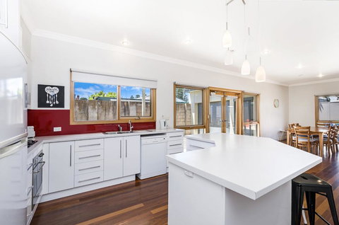 Linsdale - Darwin Holiday 2