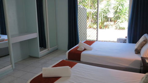 Loyang Apartments Unit 3 - Darwin Holiday 1