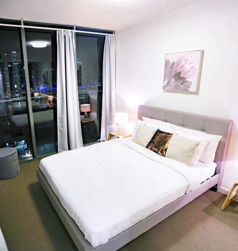 Lucid Apartment South Brisbane - Darwin Holiday 3