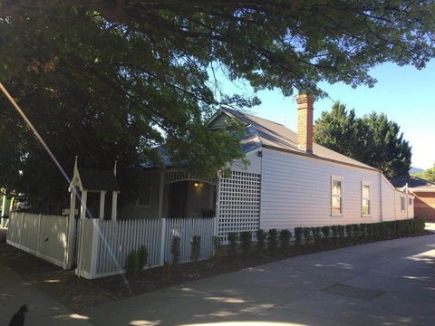 Lucy's Cottage - Darwin Holiday 2