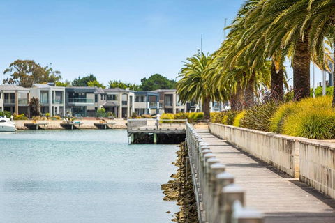 Luxe 101 @ Martha Cove Waterfront Luxury On The Marina, Walk To Beach - Darwin Holiday 0