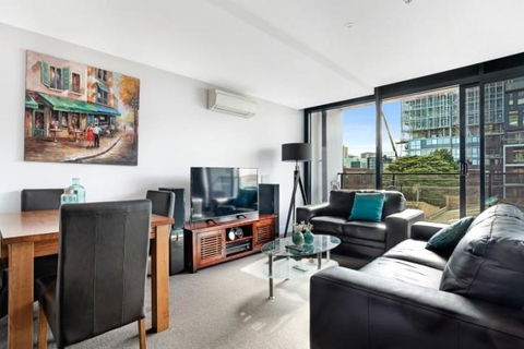 Luxurious With Free Parking & Wi Fi - Darwin Holiday 0