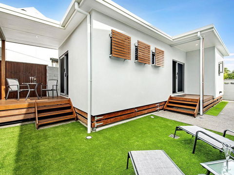 Luxury 1 Bedroom Home In Broadbeach Waters! - Darwin Holiday 2