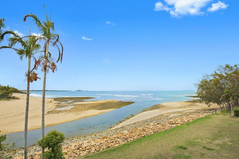 Luxury Beach Unit - Darwin Holiday 2