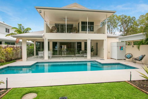 Luxury Living On The Beachfront - Darwin Holiday 0