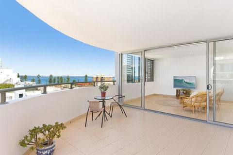 Luxury Ocean Penthouse - Darwin Holiday 3