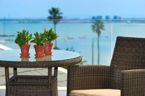 Luxury Opposite The Beach - Darwin Holiday 2