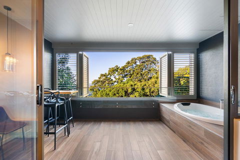 Luxury Spa Retreat With Ocean And Hinterland Views - Darwin Holiday 2