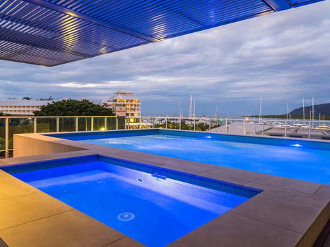 Luxury Waterfront Escape On The Harbour 315 - Darwin Holiday 0