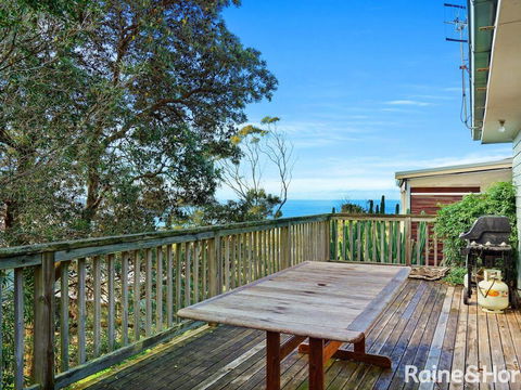 Mac's Surf Style - 12 Ocean Drive - Darwin Holiday 0