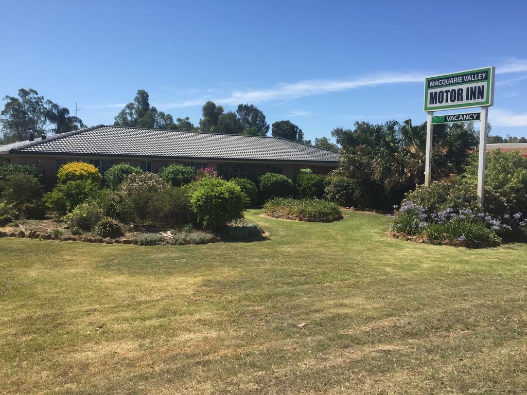 Warren NSW Darwin Holiday