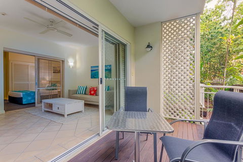 Macrossan House Boutique Holiday Apartments - Darwin Holiday 1