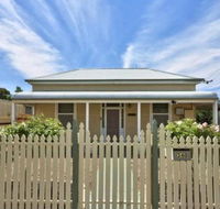 Maeville Cottage - Darwin Holiday