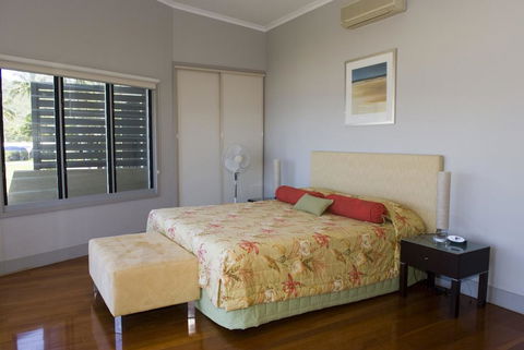 Magnetic Docks Townhouse 1 - Darwin Holiday 1