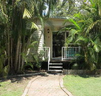 Magnetic Haven Unit 2 - Darwin Holiday