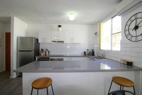 Main Break 1, 1 Main Street, - Darwin Holiday 3