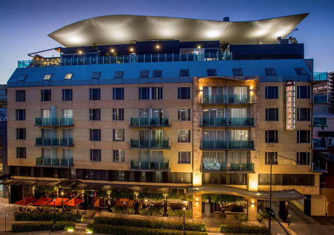 Majestic Roof Garden Hotel - Darwin Holiday 2