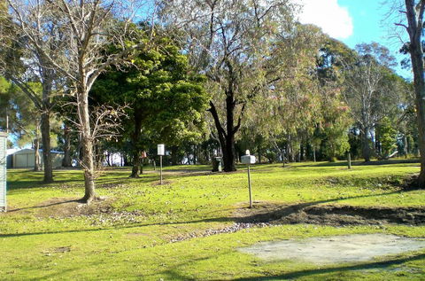 Mallacoota's Shady Gully Caravan Park - Darwin Holiday 2