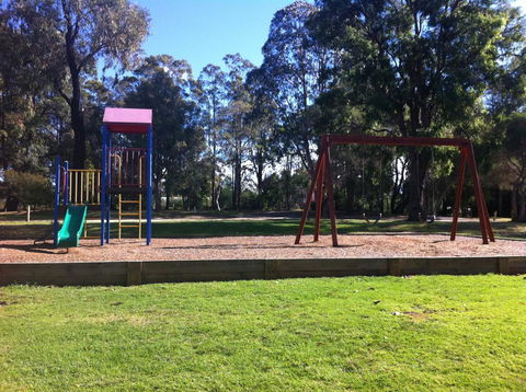 Mallacoota's Shady Gully Caravan Park - Darwin Holiday 0
