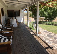 Mallow Cottage - Darwin Holiday