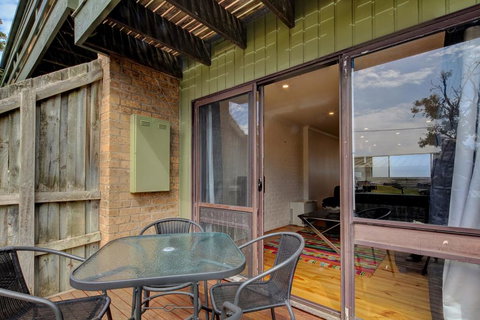 Malseeds - Darwin Holiday 2