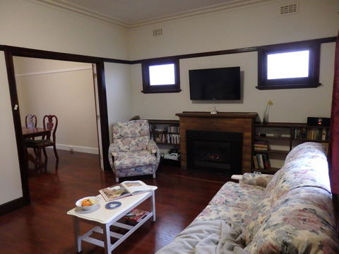 Mandall Avenue - Darwin Holiday 3