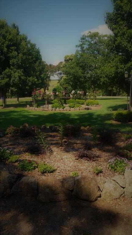 Manderley Park Farmstay B&B - Darwin Holiday 3