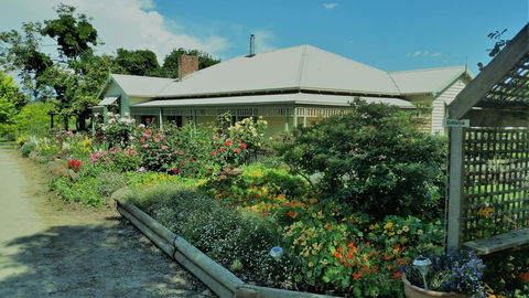 Manderley Park Farmstay B&B - Darwin Holiday 1