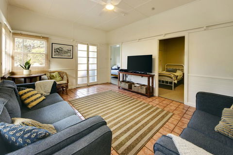 Mandy's Cottage South West Rocks (Pet Friendly) - Darwin Holiday 3