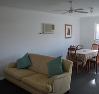 Maple Tree Cottage - Darwin Holiday