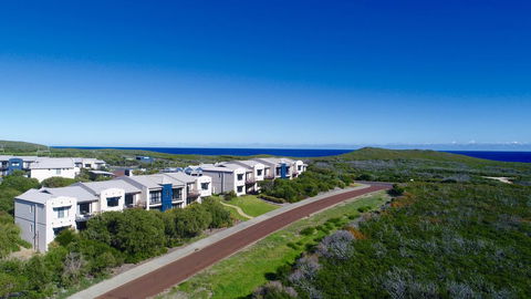 Margaret River Beach Apartments - Darwin Holiday 0