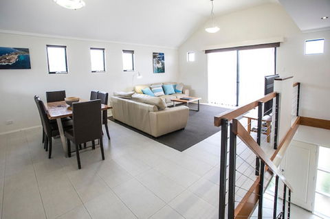 Margaret River Beach Apartments - Darwin Holiday 3