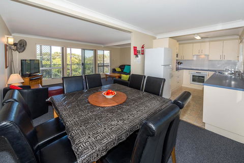 Marine Dr 22 - Fingal Bay - Darwin Holiday 2