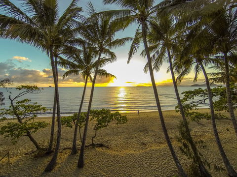 Marlin Waters Beachfront Apartments - Darwin Holiday 0